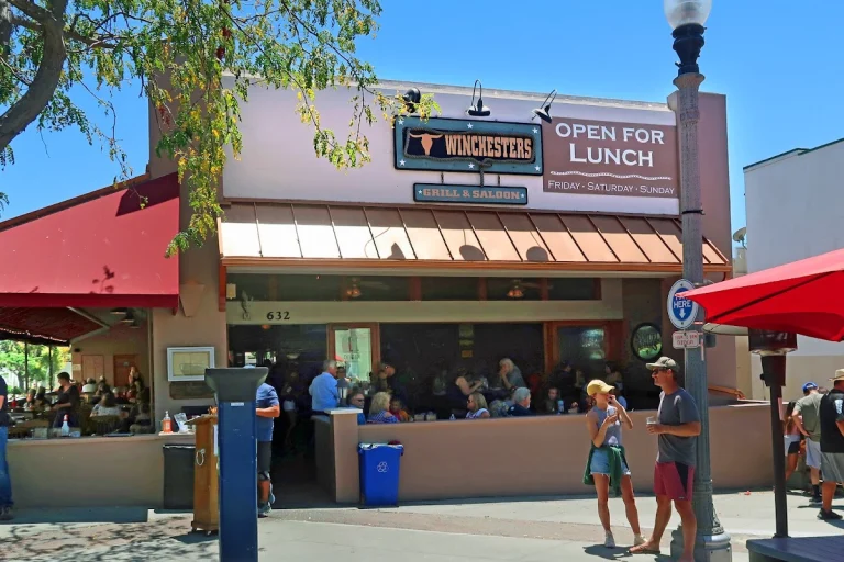 Winchesters Grill & Saloon, Ventura