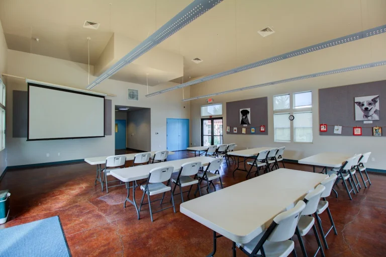 Woods Humane Society, a dog-friendly animal rescue in San Luis Obispo, California