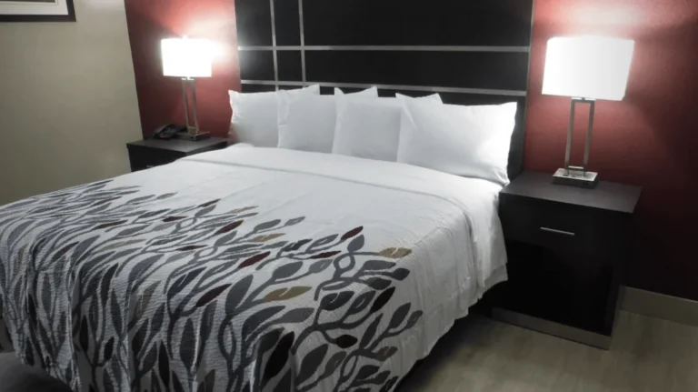 Red Roof Inn
