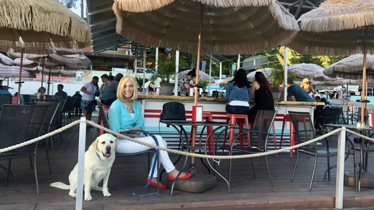 Maya and Roxanne at Marina Bar & Grill, Bass Lake. Photo by Dave Kendrick.