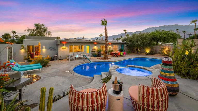 Relax Palm Springs, a dog-friendly lodging in Palm Springs, California
