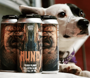 Dog with Hund beer