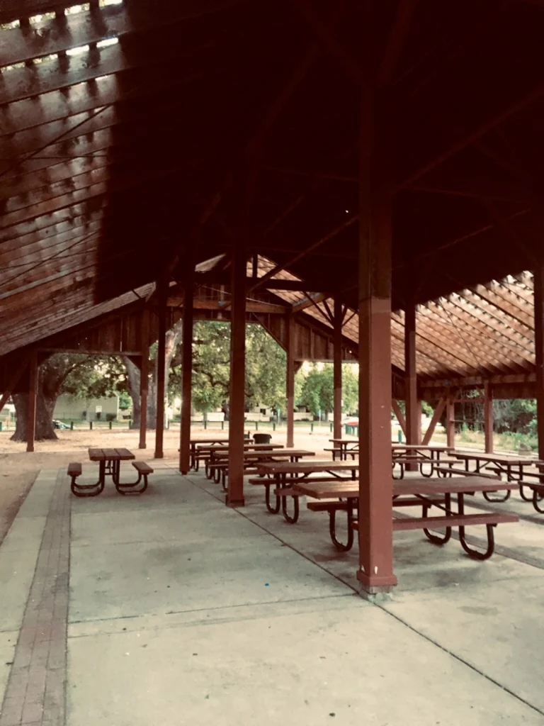 Bannon Creek Park, a dog-friendly hiking trail in Sacramento, California