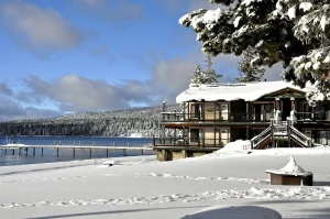 Mourelatos Lakeshore Resort