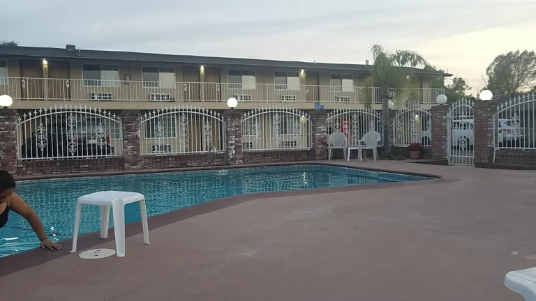 Sunset Inn