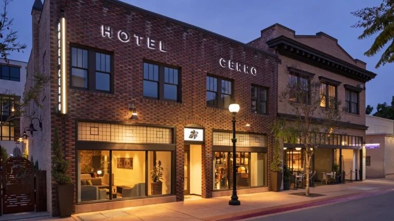 Hotel Cerro