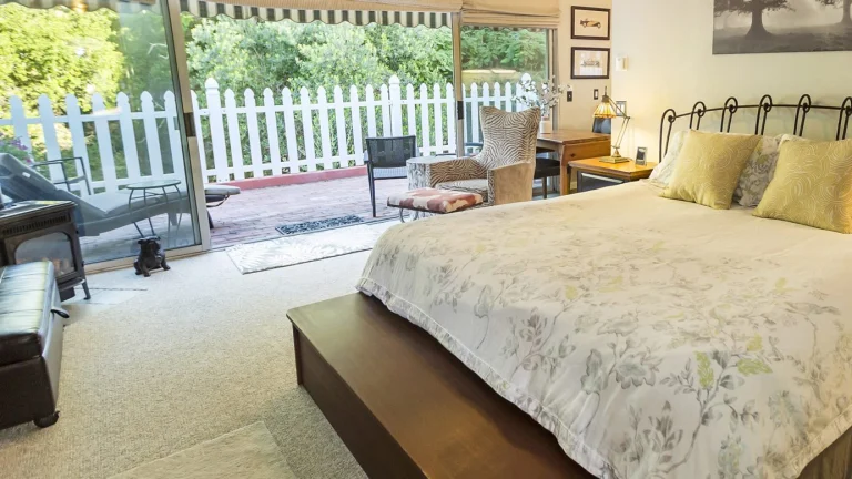 Peach Tree Inn, a dog-friendly hotel in San Luis Obispo, California