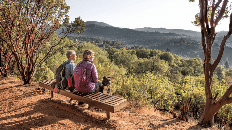 Dragoon gulch trail, sonora. photo by visit tuolumne county menka belgel.