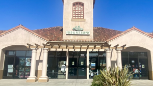 San Lemos Feed and Pet Supply outside of building