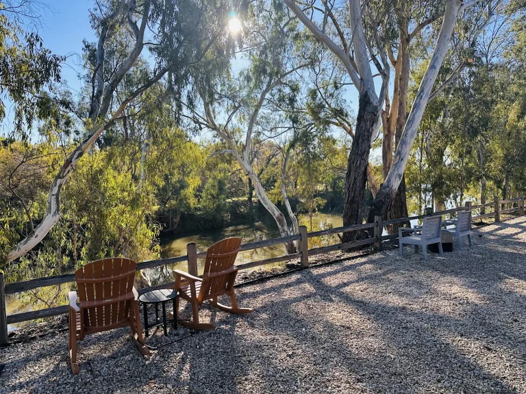River Terrace Inn