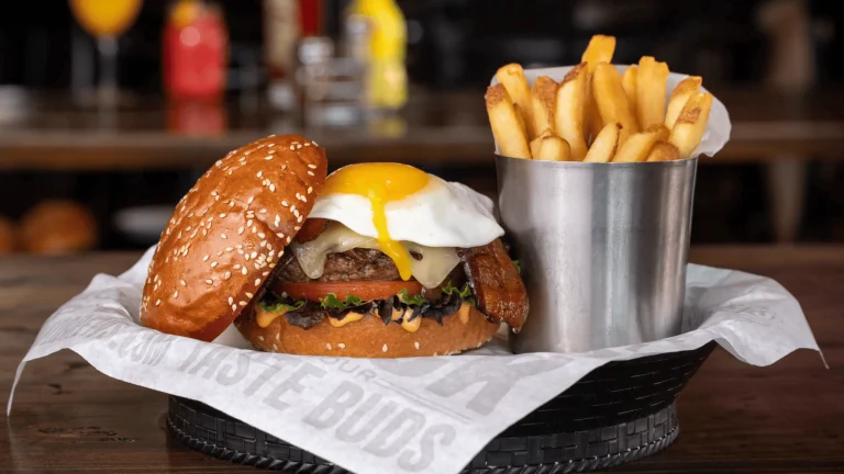 Rock & Brews, a dog-friendly restaurant in Corona, California