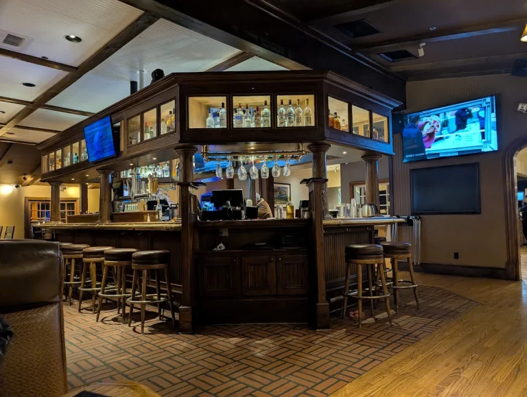 Whiskey Creek, a dog-friendly restaurant in Bishop, California
