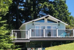 Seafoam Lodge