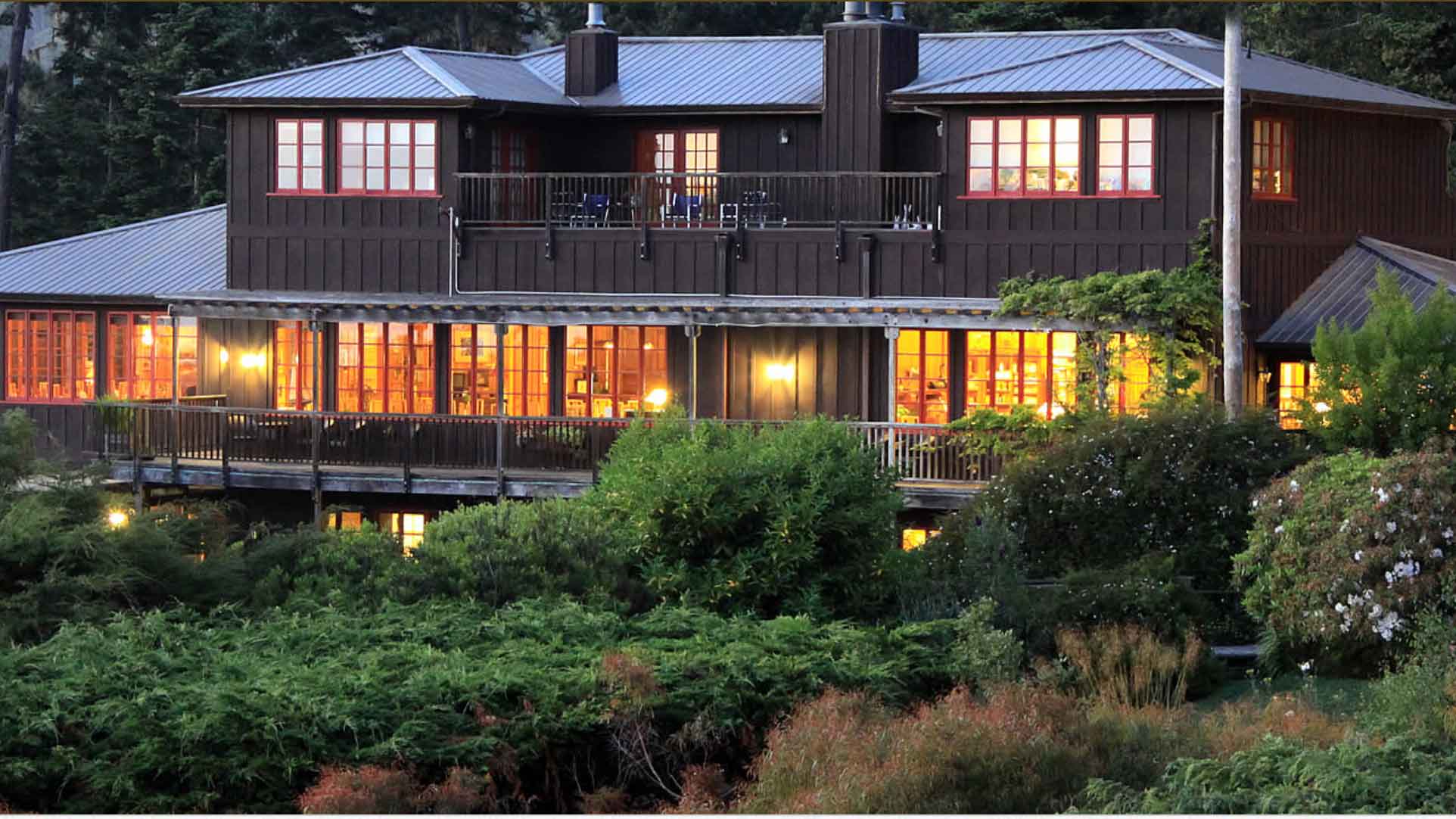 Stanford Inn beauty photo