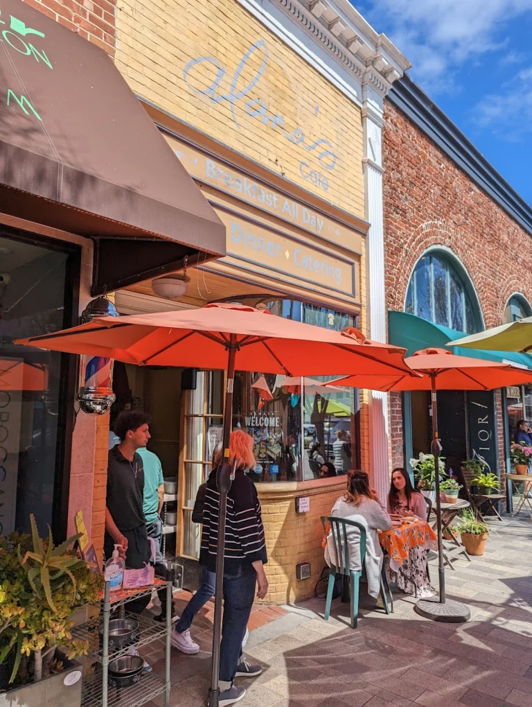 Alana’s Cafe