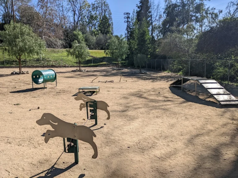 Hermon Dog Park, a dog-friendly dog park in Los Angeles County, California