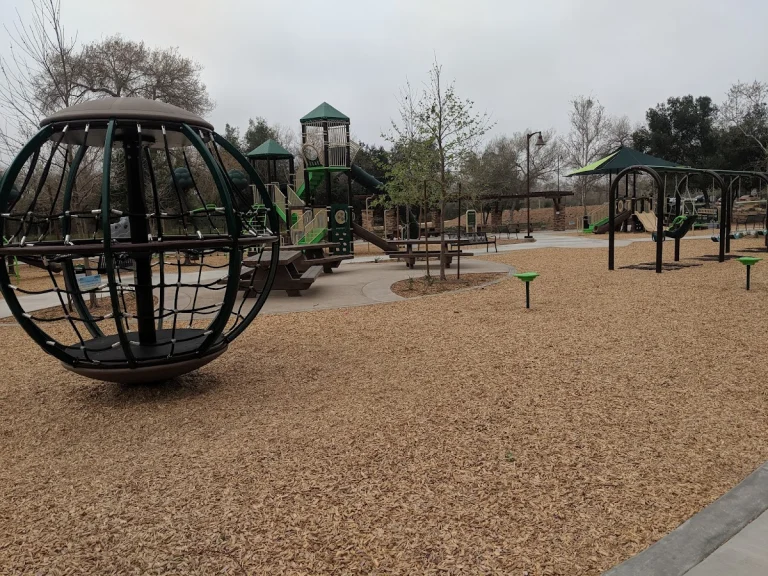 Mast Dog Park, a dog-friendly dog park in San Diego County, California