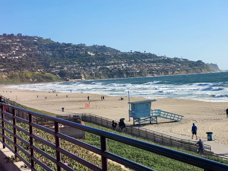 Miramar, a dog-friendly dog park in Los Angeles County, California
