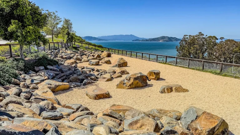 The Rocks Dog Park, a dog-friendly dog park in San Francisco County, California