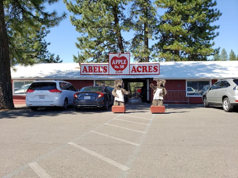Abel's Apple Acres, a dog-friendly attraction in Placerville, California