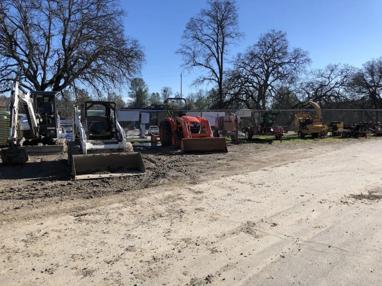 Bootjack Equipment Rental & Feed