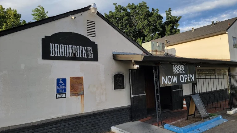 Broderick Roadhouse, a dog-friendly restaurant in Sacramento, California