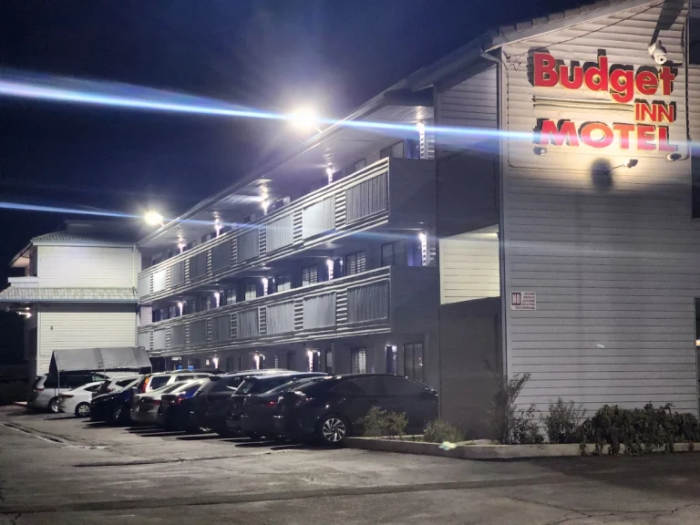Budget Inn Motel Corcoran, a dog-friendly hotel in Corcoran, California