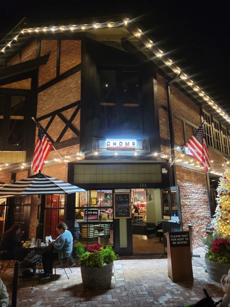 Chomp, a dog-friendly restaurant in Solvang, California