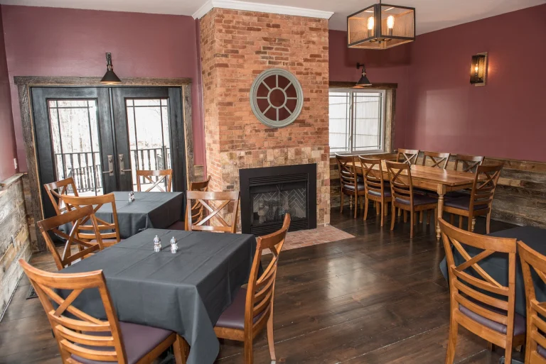 Creekside Inn & Suites