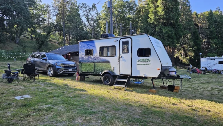 Cruise America RV Rental, a dog-friendly RV and camper rental in Bakersfield, California