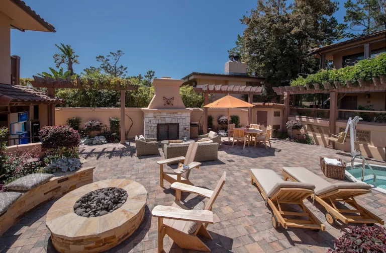 Horizon Inn & Ocean View Lodge, a dog-friendly hotel in Carmel By The Sea, California