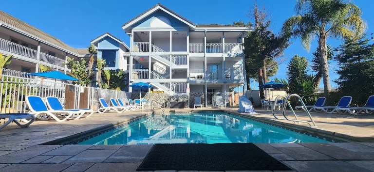 Hotel Solares, a dog-friendly hotel in Santa Cruz, California