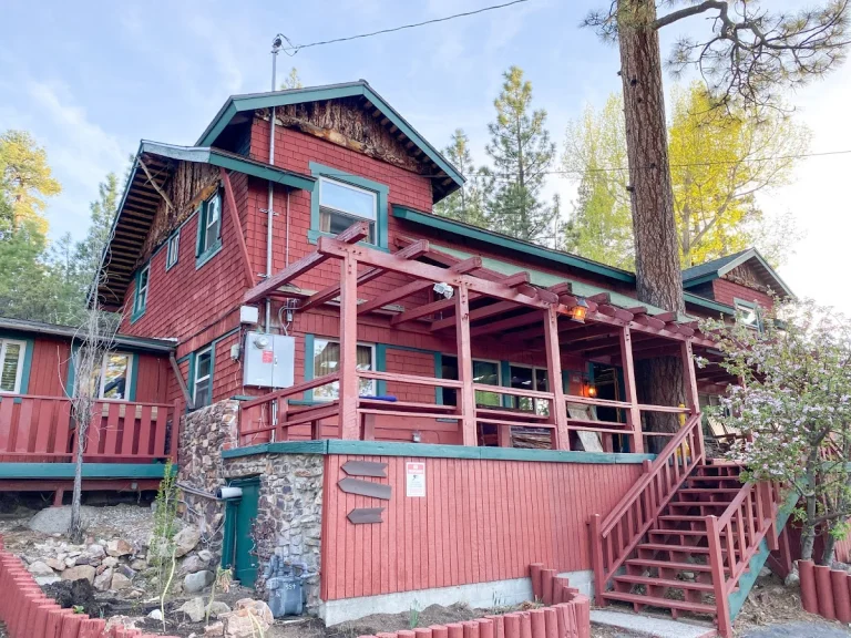 ITH Big Bear Lake Mountain Hostel & Lodge