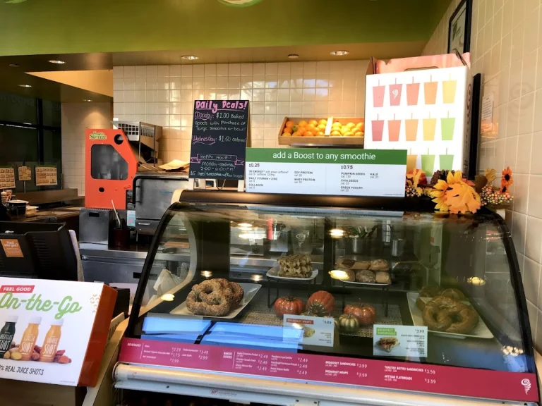 Jamba Juice, a dog-friendly restaurant in Vacaville, California