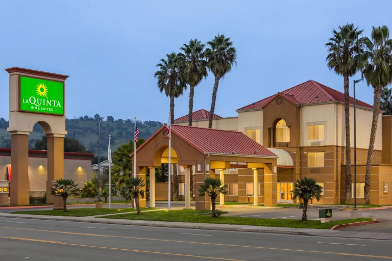 La Quinta Inn & Suites by Wyndham Fairfield – Napa Valley