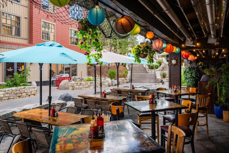 Lakanuki, a dog-friendly restaurant in Mammoth Lakes, California