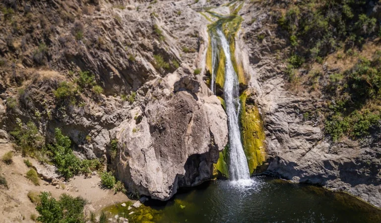 Lizard Rock, Paradise Falls
