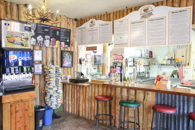 Main Street Melters, a dog-friendly restaurant in Placerville, California