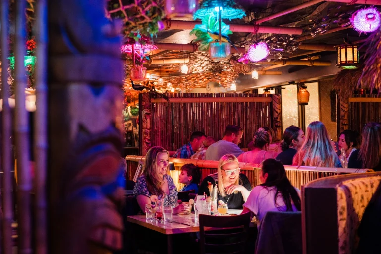 Makai Island Kitchen & Groggery