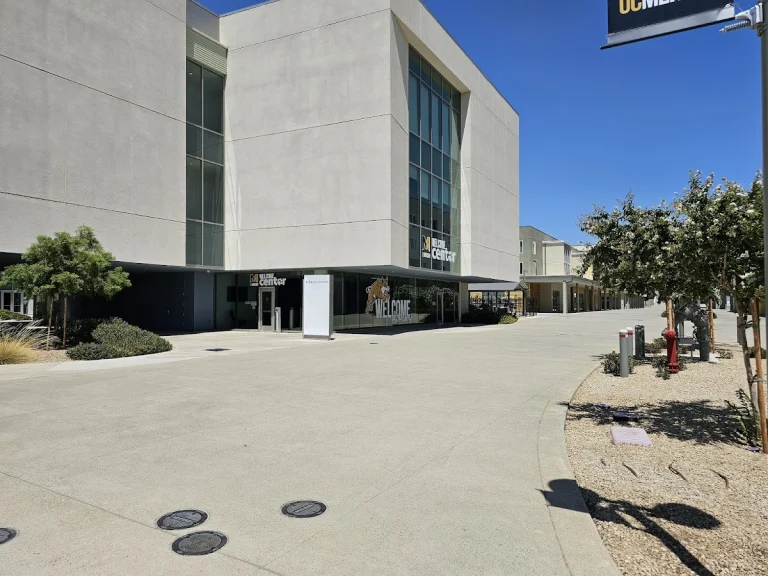 Merced Welcome Center, a dog-friendly welcome center in Merced, California