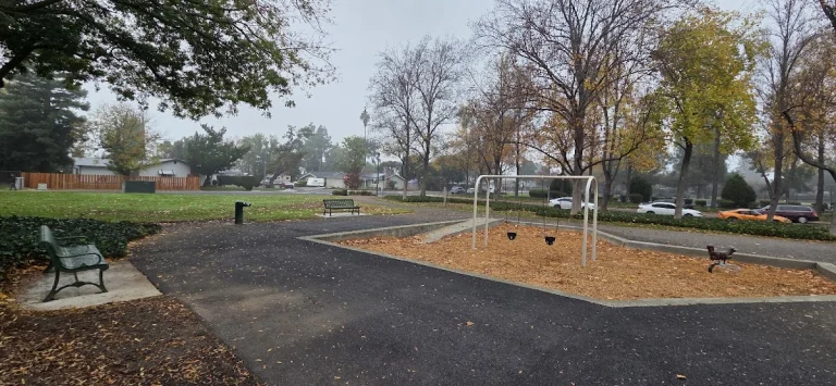 North Orchard Park, a dog-friendly hiking trail in Vacaville, California