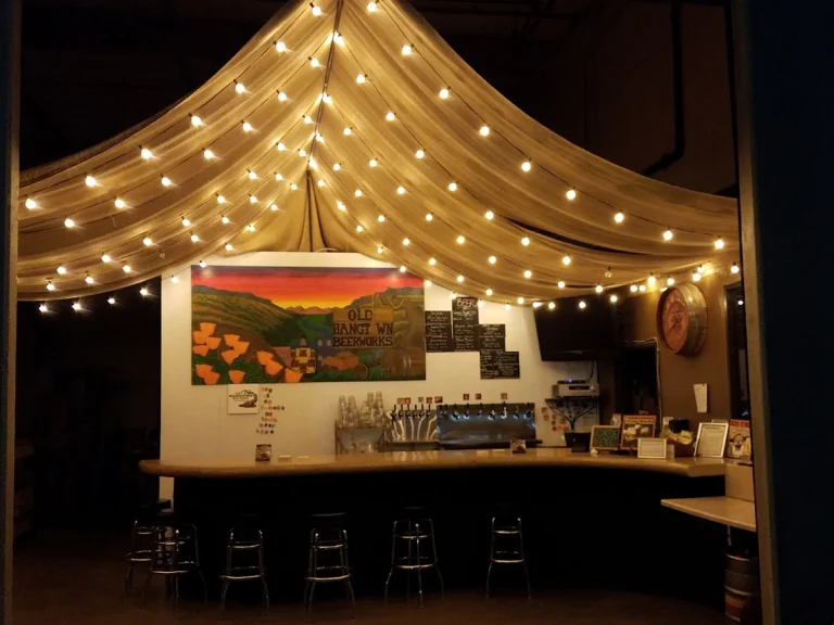 Old Hangtown Beer Works, a dog-friendly bar in Rancho Cordova, California