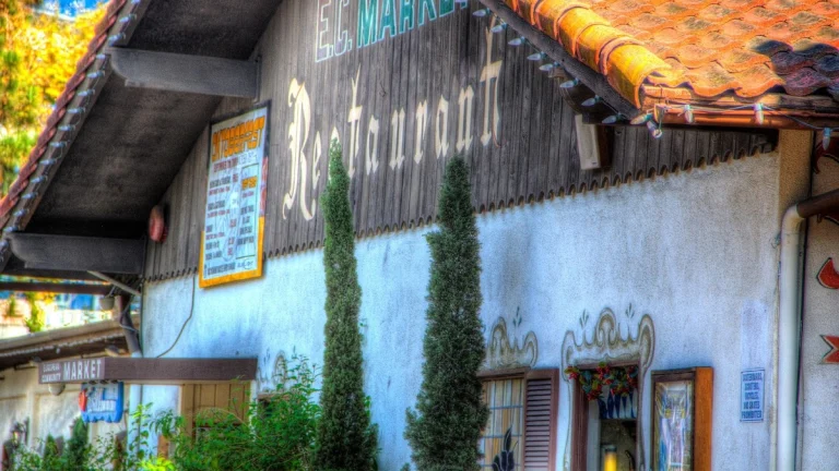 Old World, a dog-friendly restaurant in Huntington Beach, California