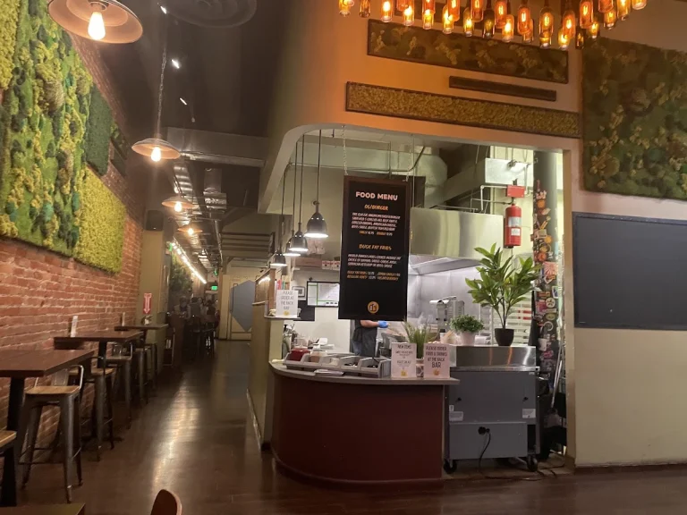 Original Gravity Public House, a dog-friendly bar in San Jose, California