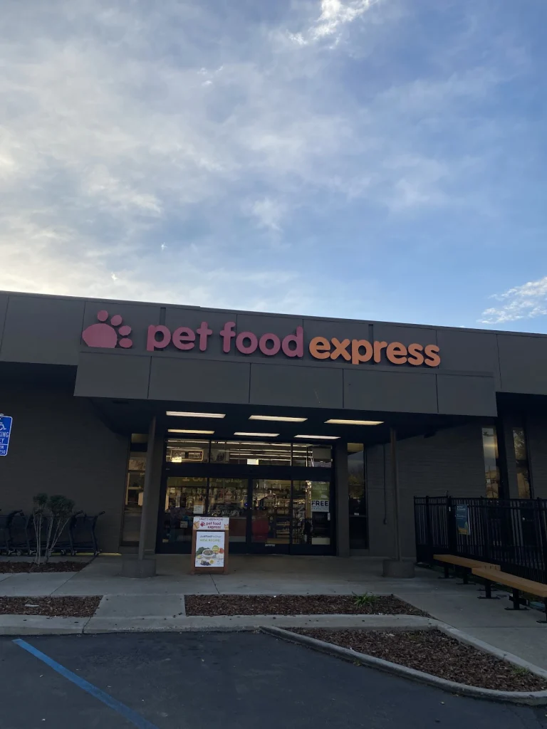 Pet Food Express Castro Valley, a dog-friendly pet supply store in Castro Valley, California
