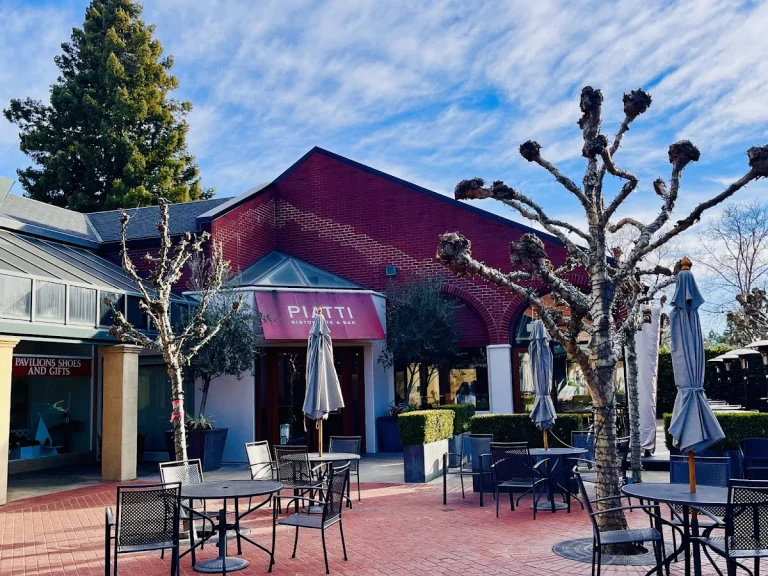 Piatti Sacramento, a dog-friendly restaurant in Sacramento, California