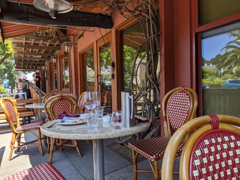 Pizzeria Picco, a dog-friendly restaurant in Larkspur, California