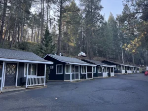 Rollins Lakeside Resort