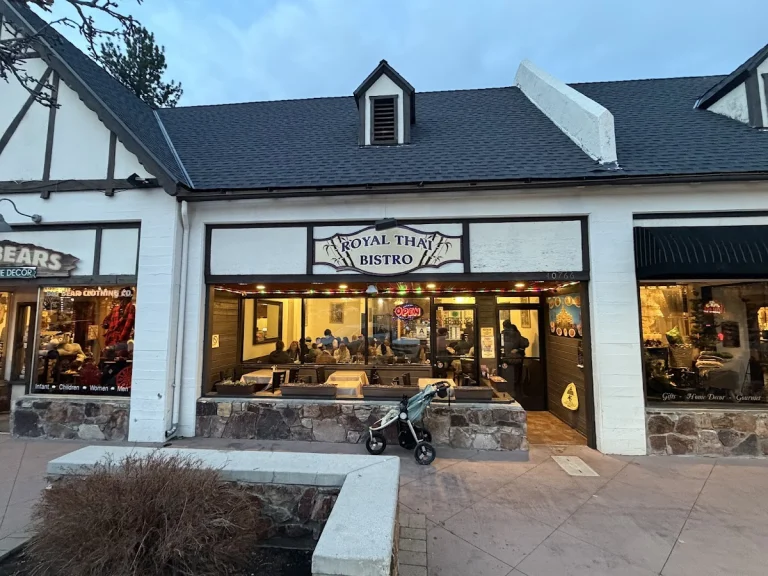 Royal Thai Bistro, a dog-friendly restaurant in Big Bear Lake, California