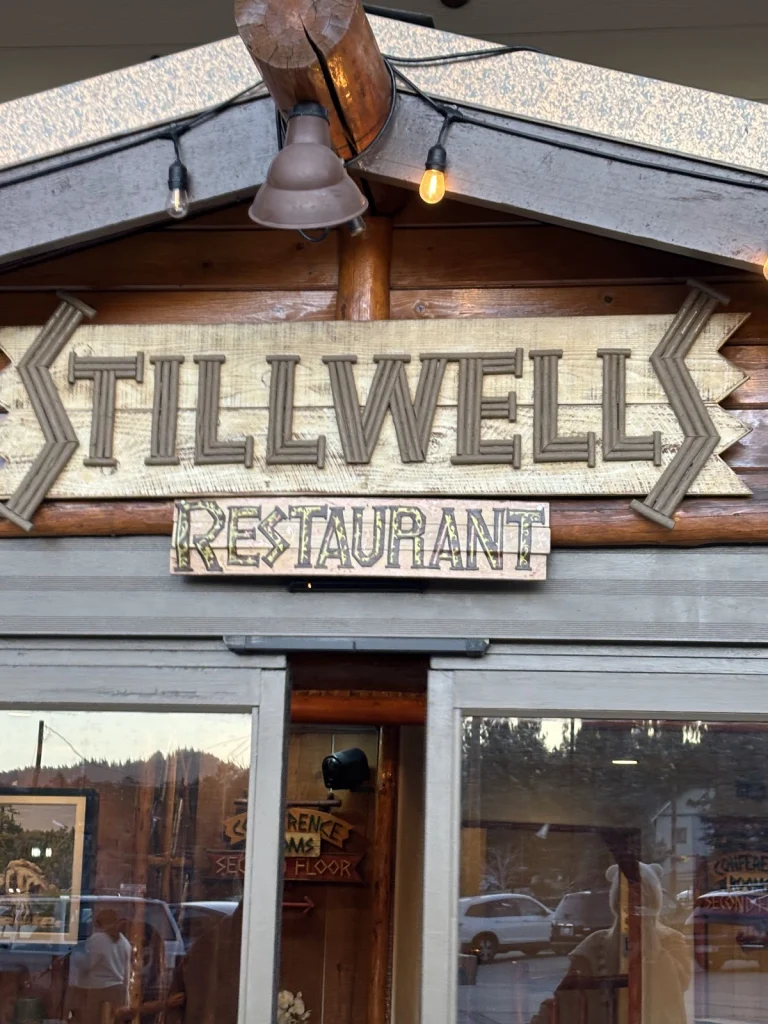 Stillwells Restaurant, a dog-friendly restaurant in Big Bear Lake, California